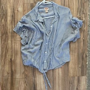 Striped ruffle sleeve crop tie top